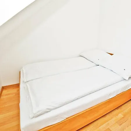 Grand - Timber In Apartment *